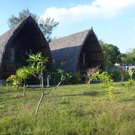 Rose Bungalow Hotel Pemenang Buitenkant foto