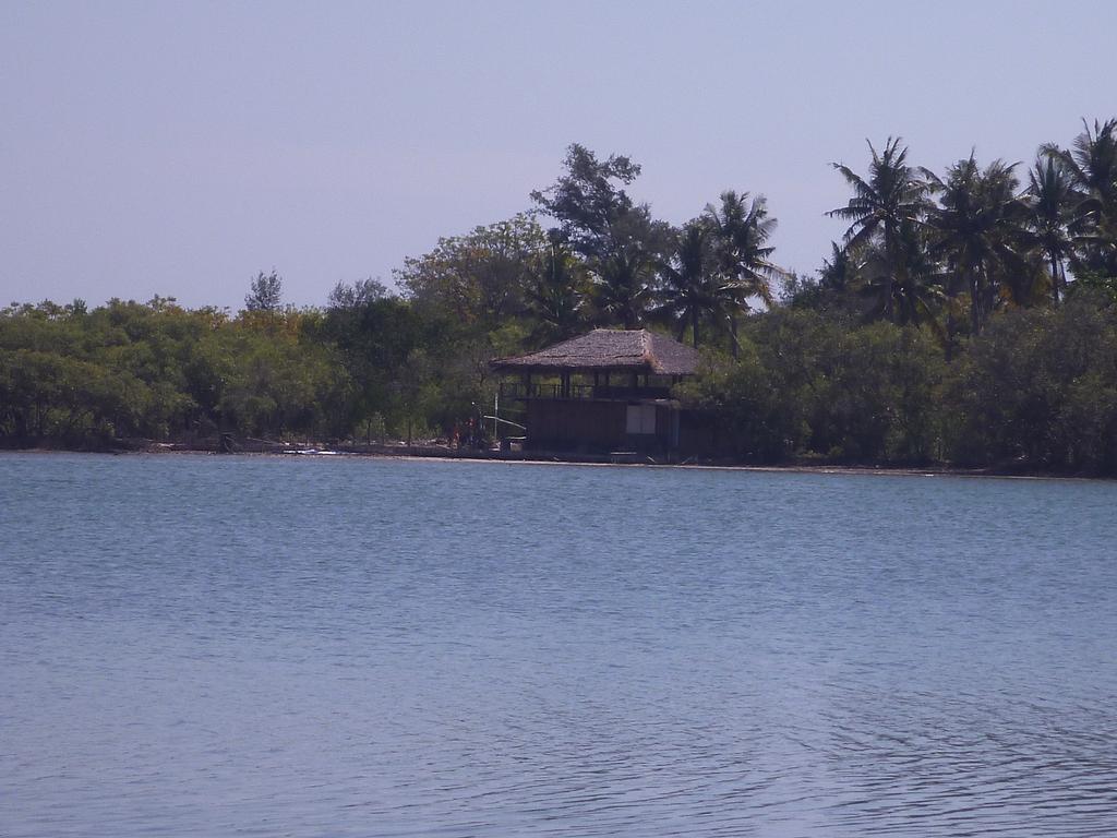 Rose Bungalow Hotel Pemenang Buitenkant foto