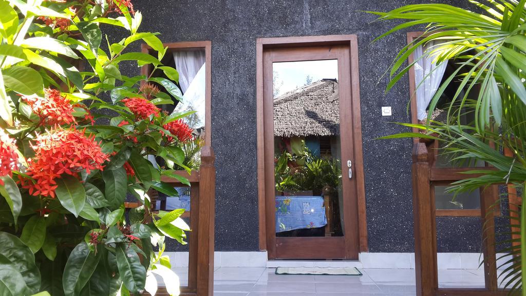 Rose Bungalow Hotel Pemenang Buitenkant foto