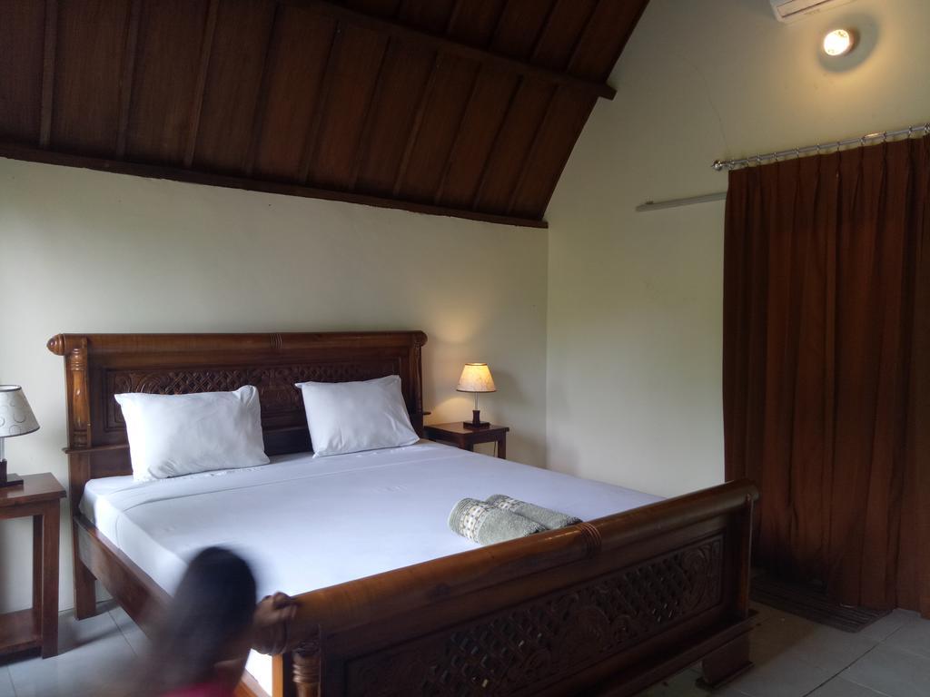 Rose Bungalow Hotel Pemenang Buitenkant foto