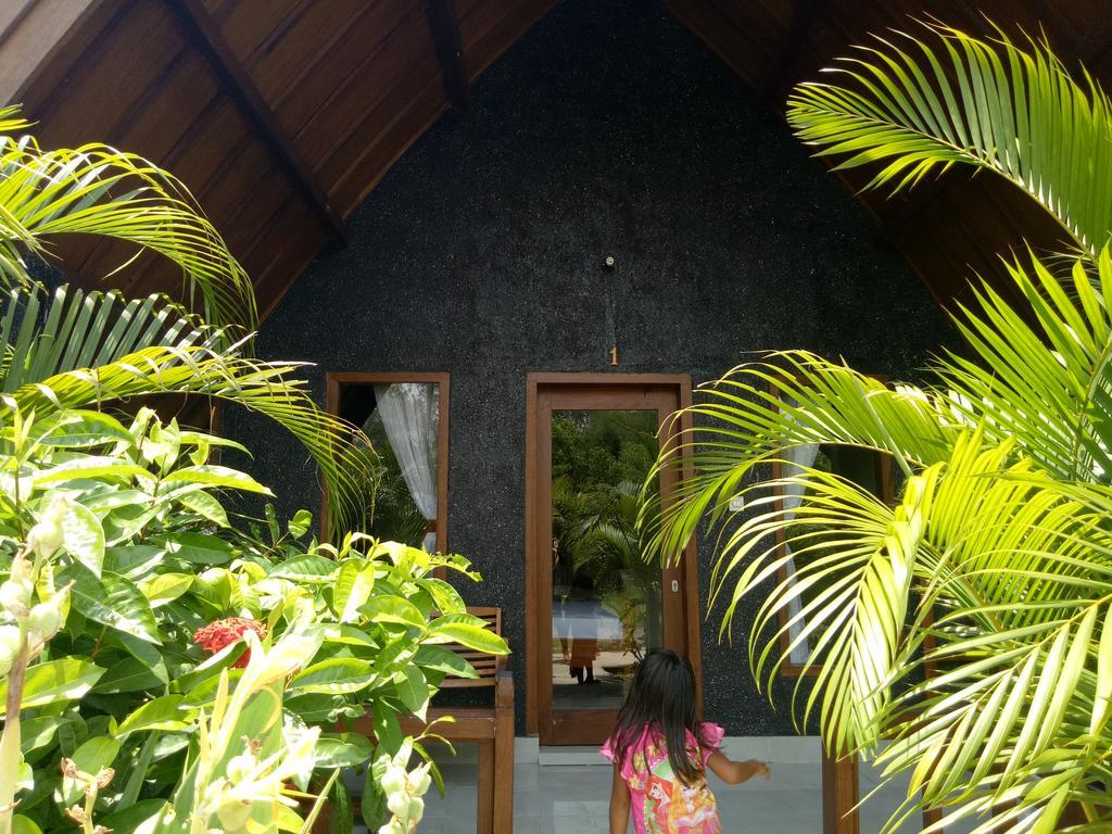 Rose Bungalow Hotel Pemenang Buitenkant foto