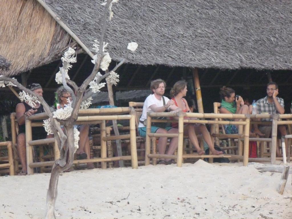 Rose Bungalow Hotel Pemenang Buitenkant foto