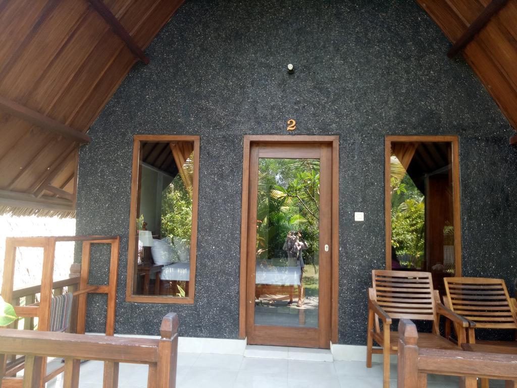 Rose Bungalow Hotel Pemenang Buitenkant foto