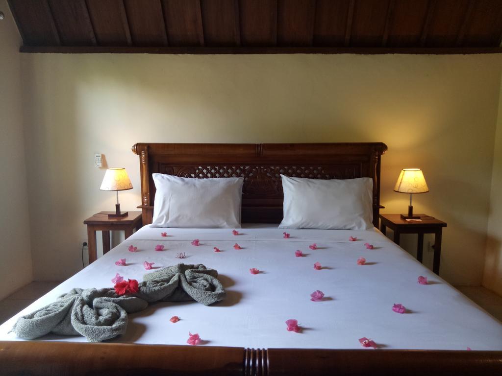 Rose Bungalow Hotel Pemenang Buitenkant foto
