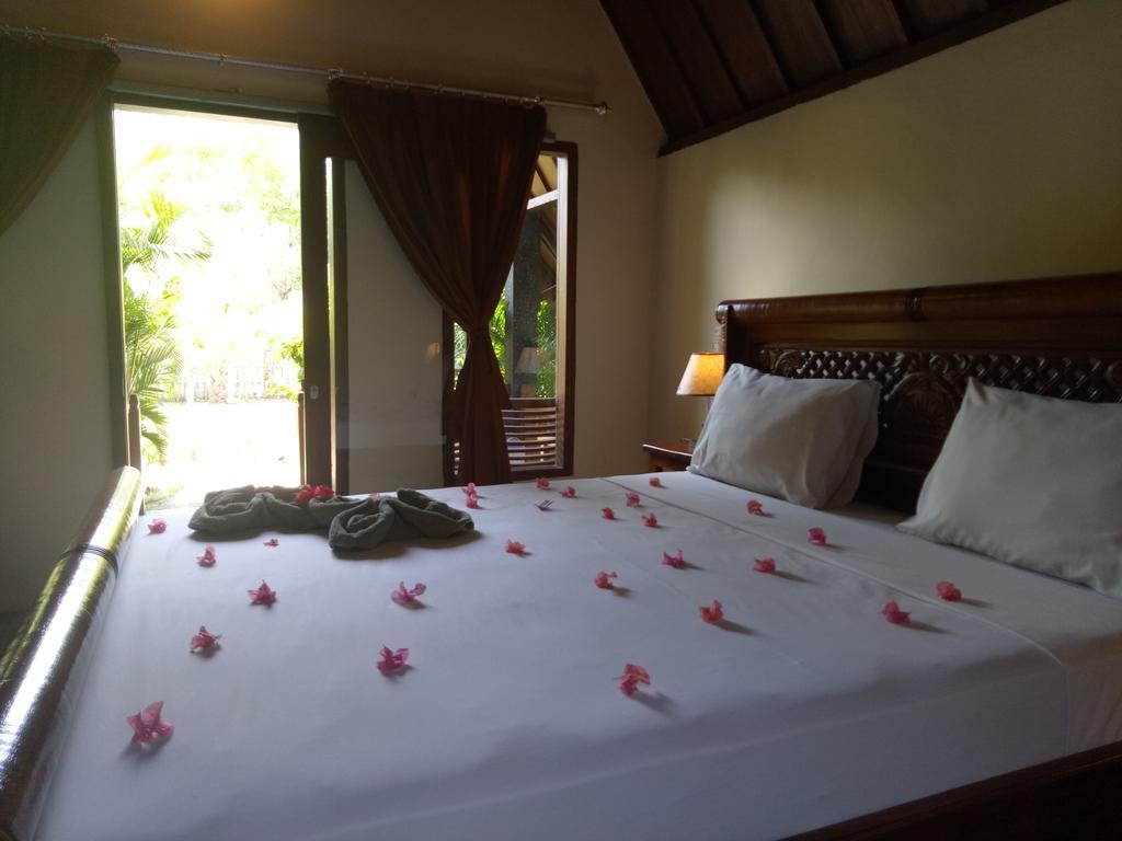 Rose Bungalow Hotel Pemenang Buitenkant foto