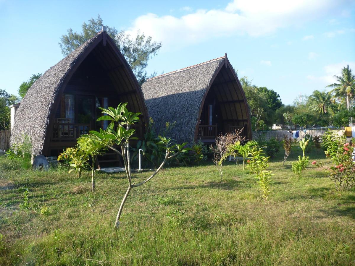 Rose Bungalow Hotel Pemenang Buitenkant foto