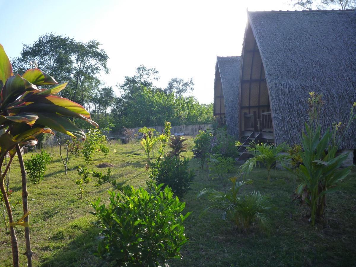 Rose Bungalow Hotel Pemenang Buitenkant foto